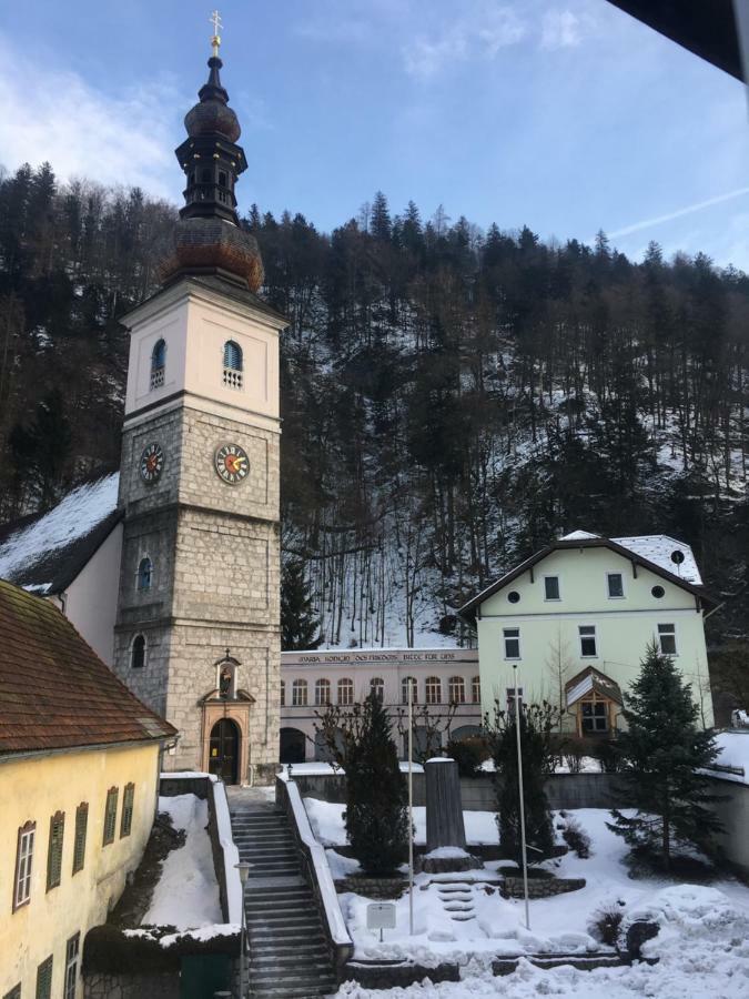 Pension Kirchenwirt บาดอิสชิล ภายนอก รูปภาพ